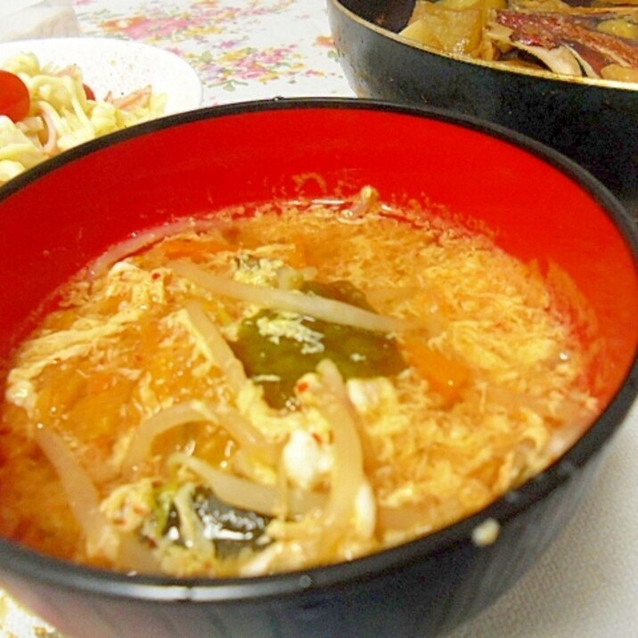 夏に食べたいピリ辛 卵 キムチスープ レシピ 作り方 By ミスチバス 楽天レシピ